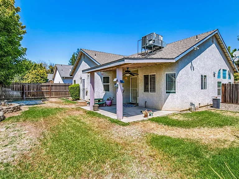 352 W Kelly Ave — Photo 26
