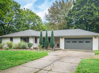 7304 Stone Rd, Independence, OH 44131