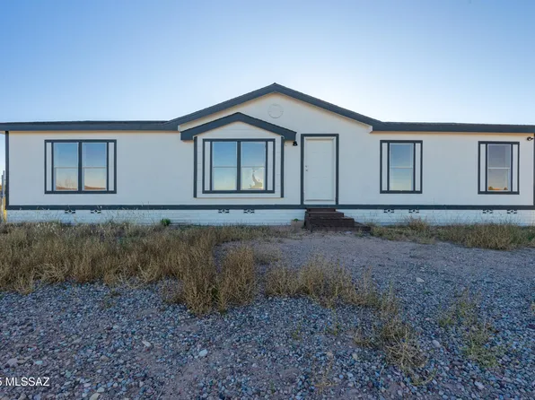1680 E McGregor Rise, Huachuca City, AZ 85616