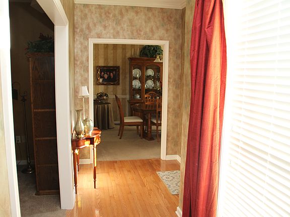 3rd image of 2316 Brittany Ln