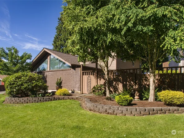 1906 IOWA Drive, Bellingham, WA 98229