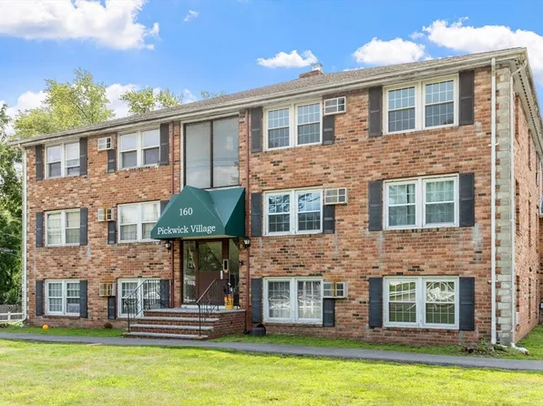 160 Tyngsboro Rd #12C, North Chelmsford, MA 01863