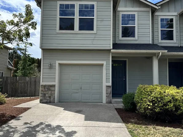 227 Pioneer Dr, Silverton, OR 97381