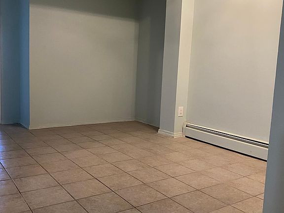 3rd image of 253 Kearney Ave Floor 1