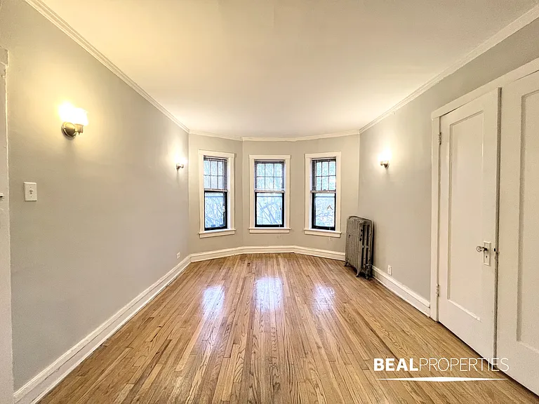 2100-2112 W. Ainslie-4908-4910 N. Hoyne Chicago, IL 60625 — Photo 19