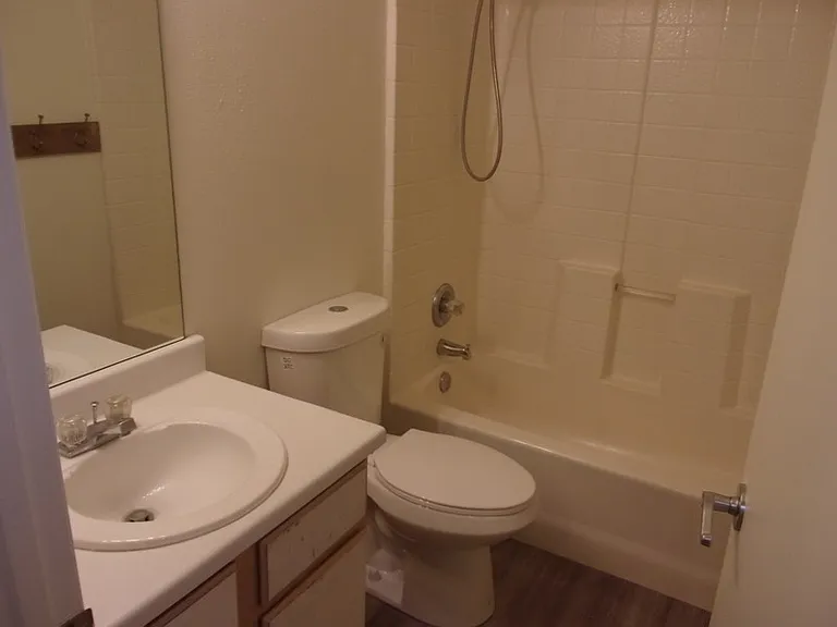 88 E Rainbow Way — Photo 31