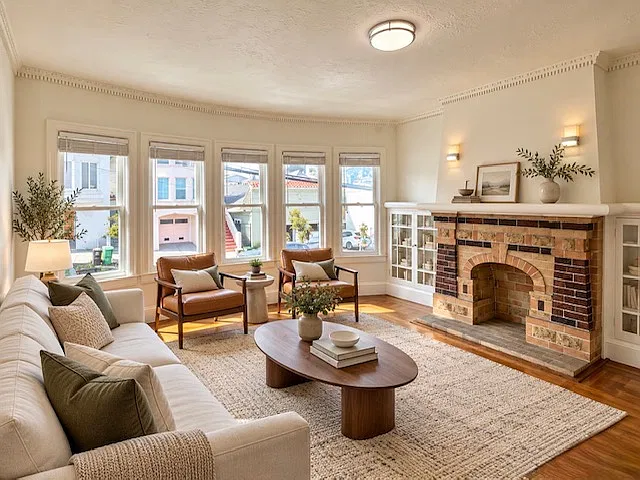 3 bed, $5,995 — Photo 1