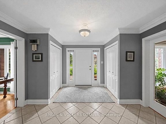 5th image of 1088 Bravar Dr