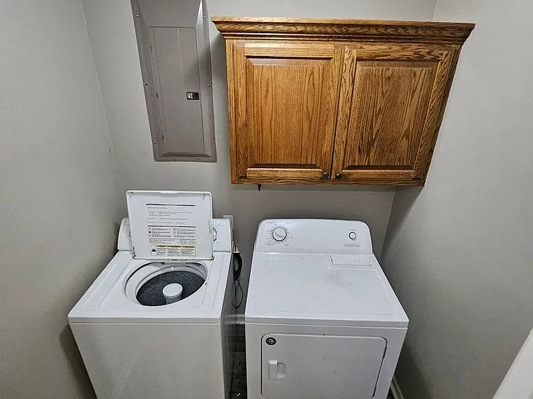 110 Lacey Ln — Photo 6