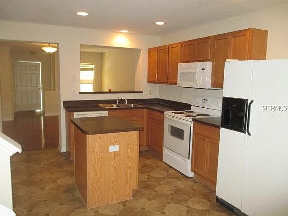 4th image of 8725 Sheldon Creek Blvd