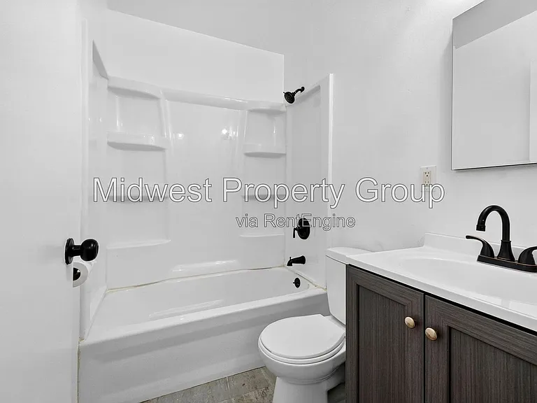 338 Lancashire Rd — Photo 15