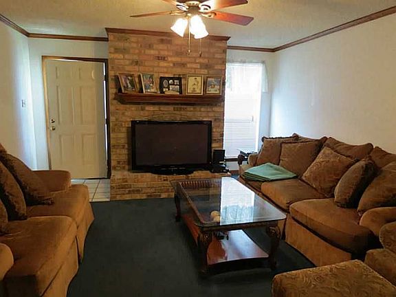 2nd image of 51A Carriage Ln