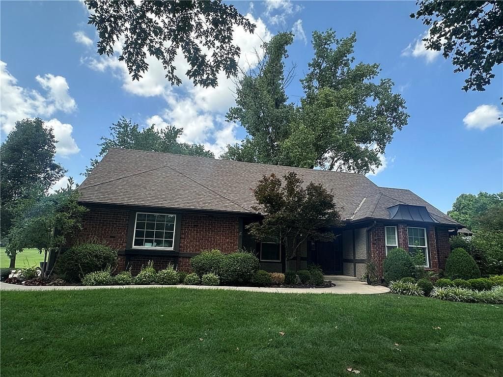 12855 Sagamore Rd