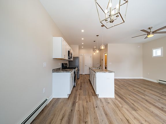 3rd image of 404 W Baraga Ave #A