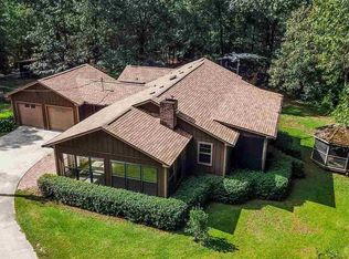 665 Cochran Dr, Byron, GA 31008