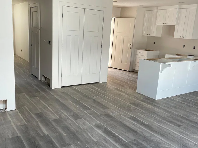 917 N 100 W — Photo 18