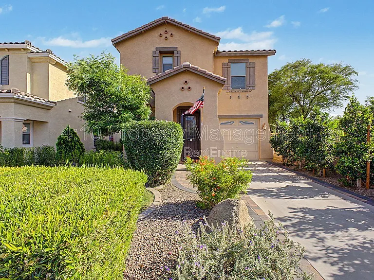 6355 W Sophie Ln — Photo 2