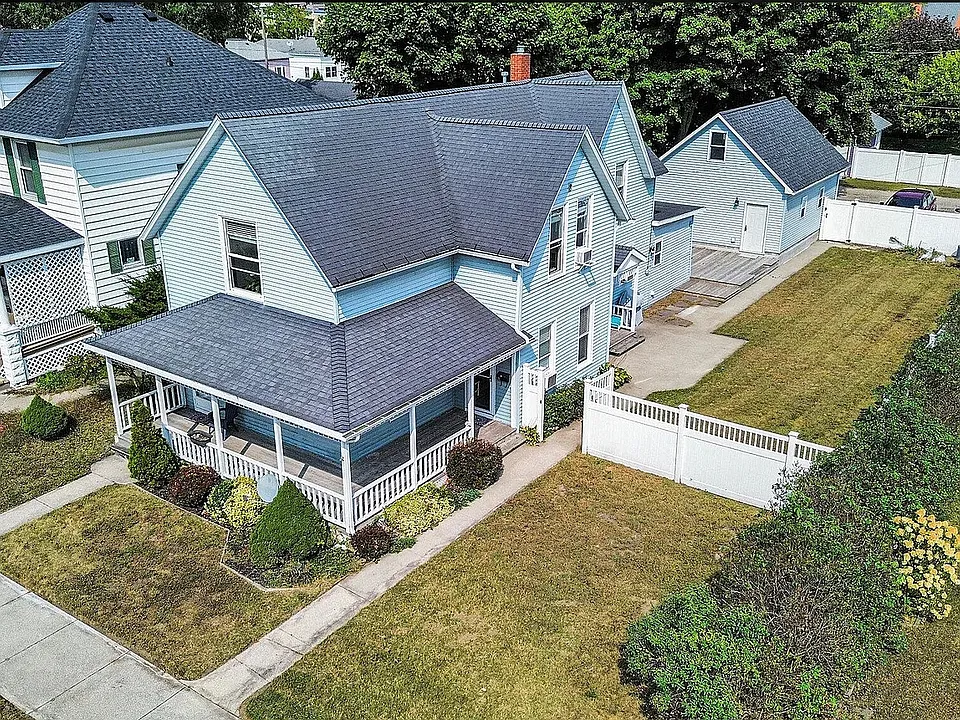 205 E Filer St #2