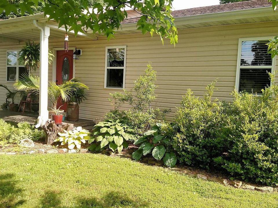 1st image of 308 E Christopher Dr