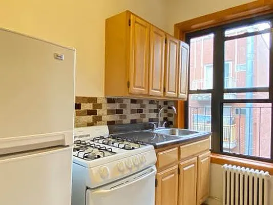 Rented by Compass | media 11