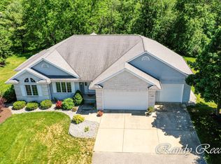 720 Red Hawk Trl NE, Sparta, MI 49345
