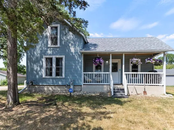 613 South Miller Street, Oxford, WI 53952
