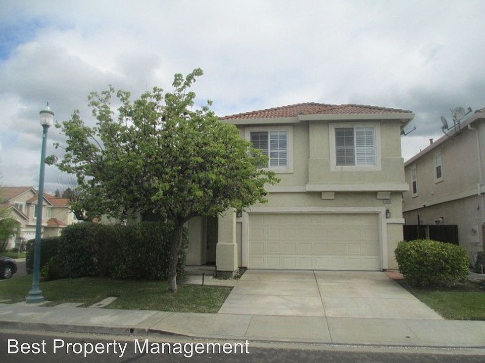 1st image of 34605 Arroyo Dr