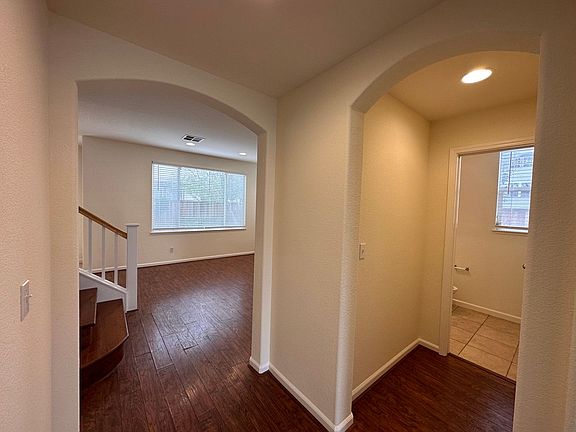 2nd image of 908 Gates St
