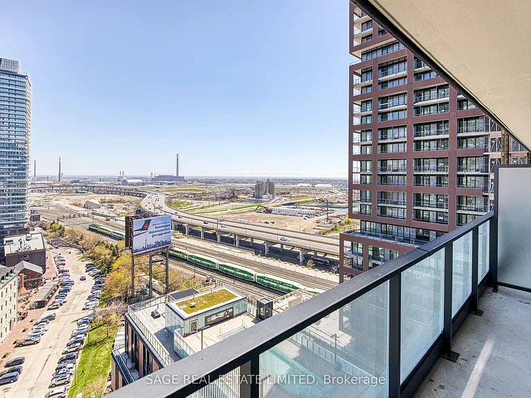 35 Parliament St #1712 — Photo 33
