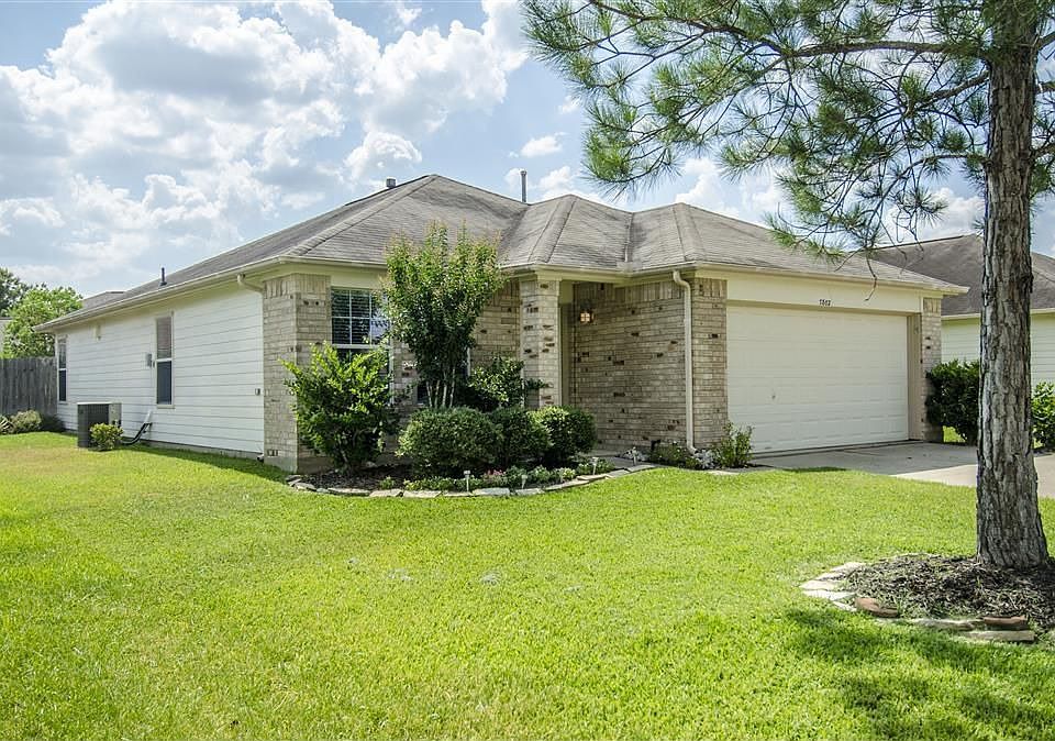 1st image of 7802 Sisterdale Dr