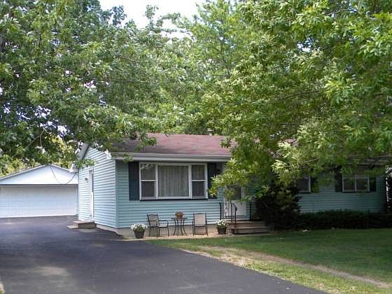 1st image of 319 E Coal St