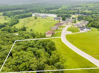 126 Rainbow Lake Dr, Villa Ridge, MO 63089