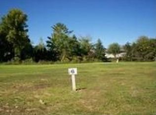 6085 S 40th St #LT6, Greenfield, WI 53221