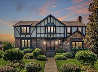 2574 Corteland Dr, Pittsburgh, PA 15241