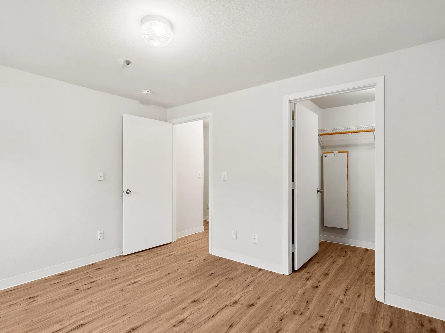Canyon Park Apartments — Photo 4