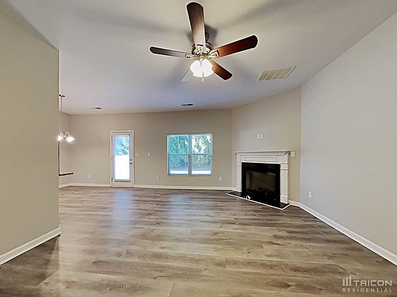 3rd image of 750 Langley Farms Dr