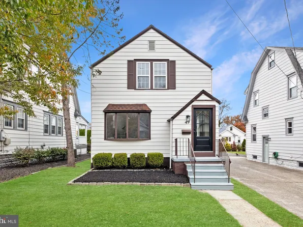 49 E Greenwood Ave, Oaklyn, NJ 08107