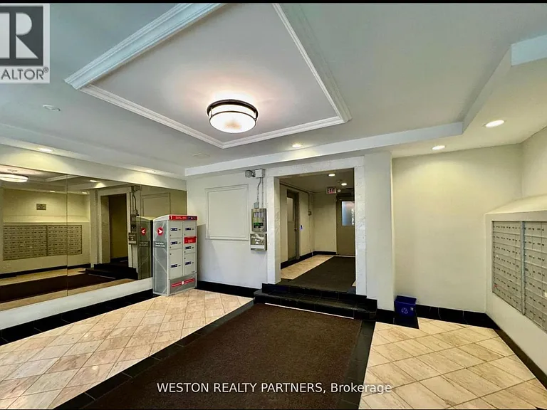 88 Wellesley St E #708 — Photo 8