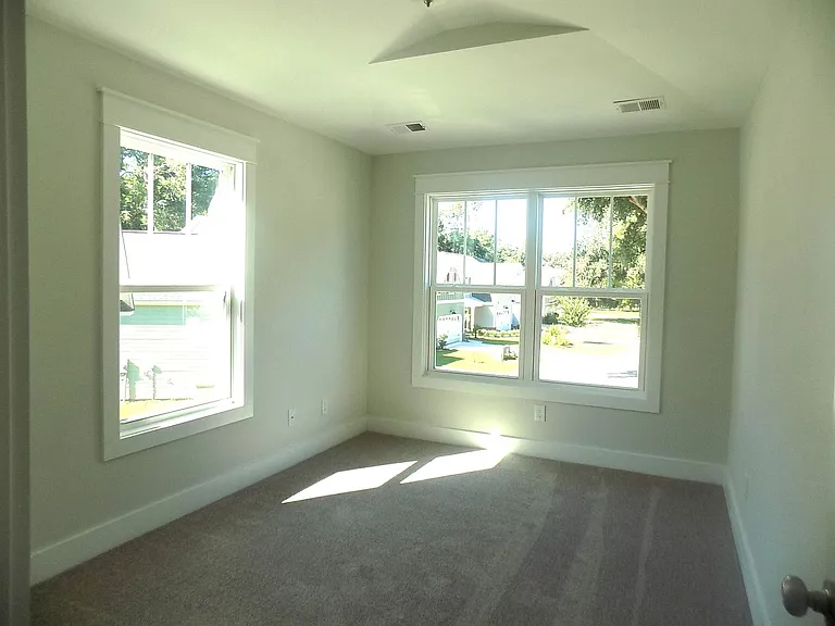 16 Circlewood Dr — Photo 15