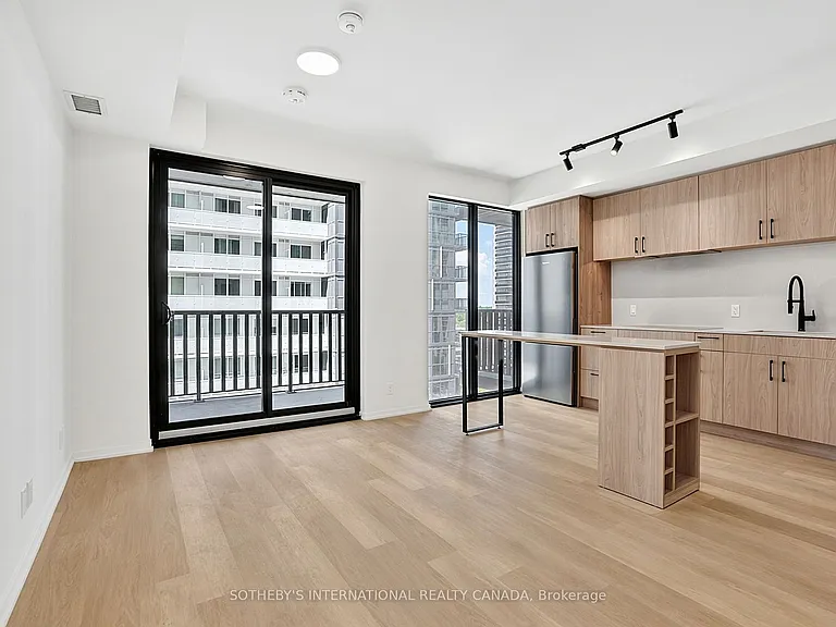 109 Erskine Ave #1110 — Photo 12