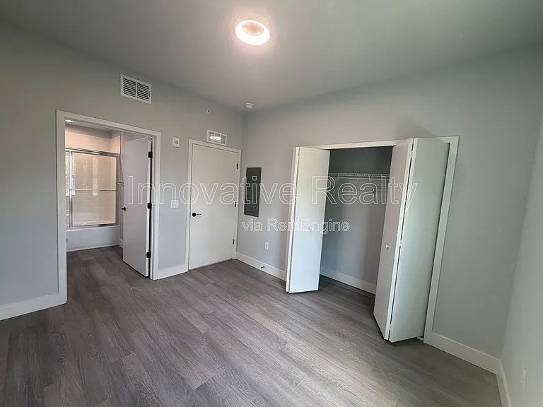 2240 Florida Dr #203 — Photo 11