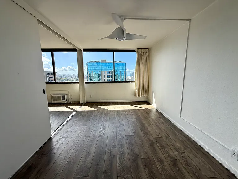 1255 Nuuanu Ave #E3203 — Photo 13
