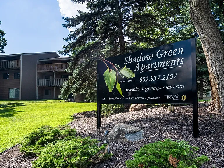 Shadow Green Apartments — Photo 36