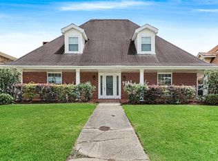 7441 Lake Barrington Dr, New Orleans, LA 70128