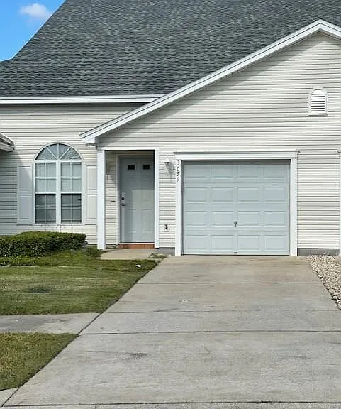 3059 Meadow St — Photo 1