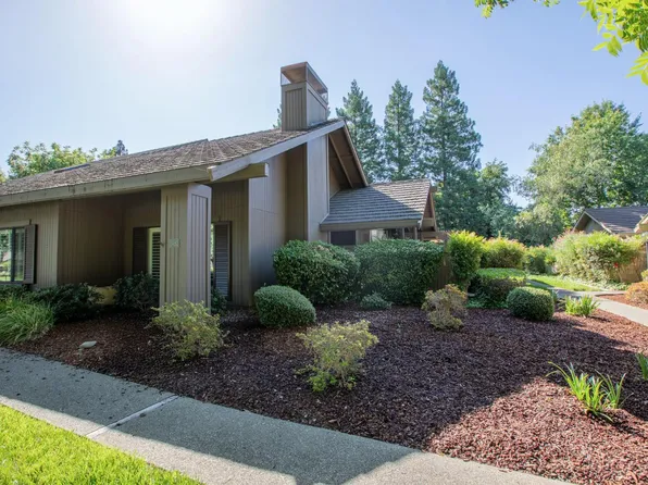 11482 Coloma Rd, Gold River, CA 95670
