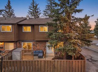 287 S Southampton Dr SW #2, Calgary, AB T2W 2N5