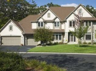 2330 Harrison Hill Ct, Chanhassen, MN 55317