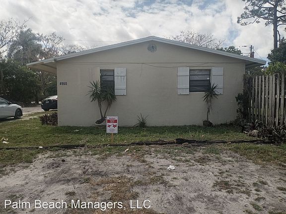 2nd image of 4960 Myrtle Dr APT A