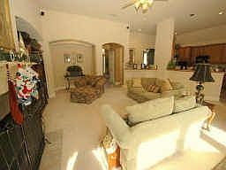 5th image of 4304 Tall Oak Ln